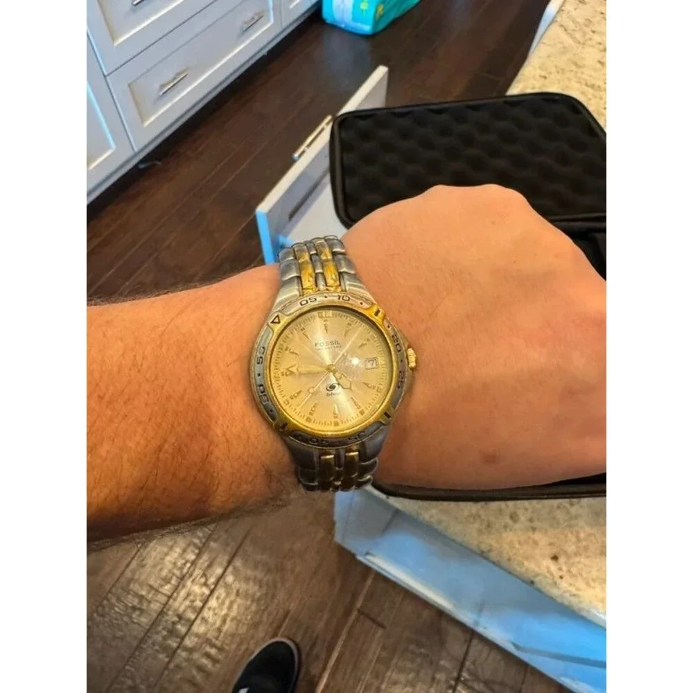 Fossil blue watch new battery